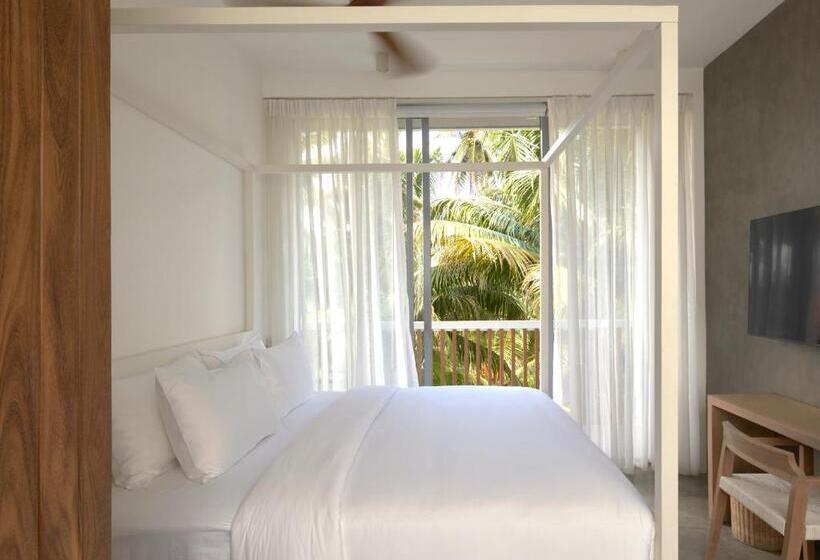 스탠다드 룸 킹사이즈 침대, Harding Boutique