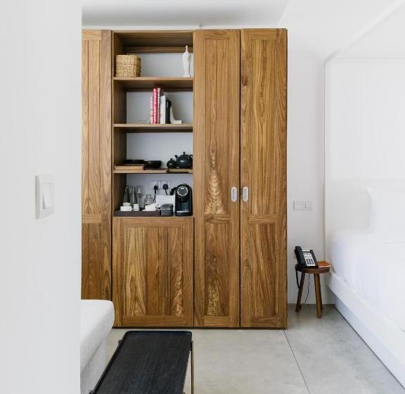 스탠다드 룸 킹사이즈 침대, Harding Boutique