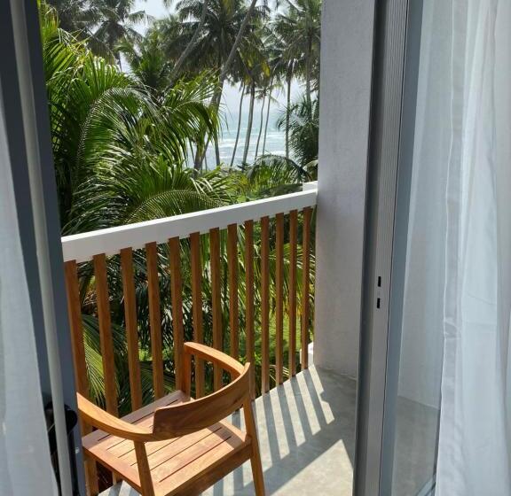 스탠다드 룸 킹사이즈 침대, Harding Boutique