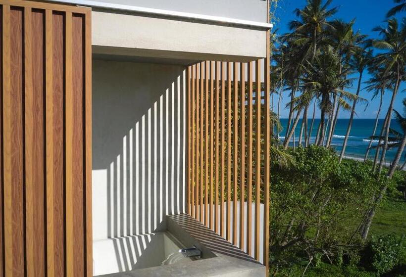 디럭스 룸 킹사이즈 침대, Harding Boutique