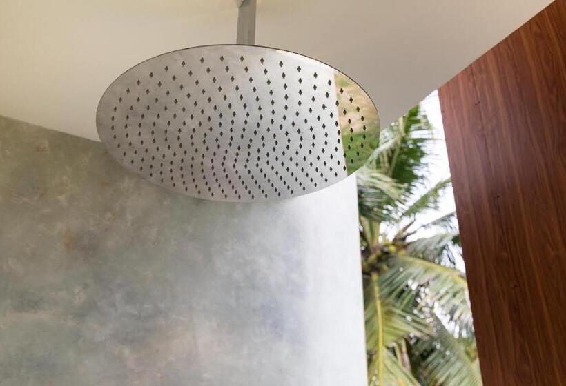 스탠다드 룸 킹사이즈 침대, Harding Boutique