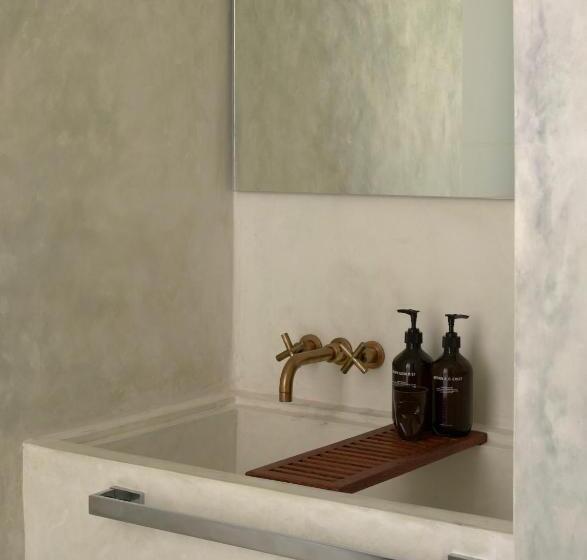 디럭스 룸 킹사이즈 침대, Harding Boutique