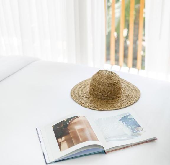 스탠다드 룸 킹사이즈 침대, Harding Boutique