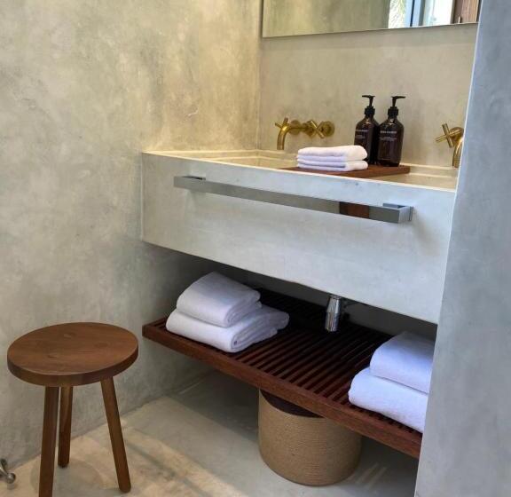 스탠다드 룸 킹사이즈 침대, Harding Boutique