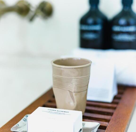 디럭스 룸 킹사이즈 침대, Harding Boutique