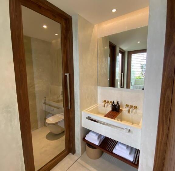 디럭스 룸 킹사이즈 침대, Harding Boutique