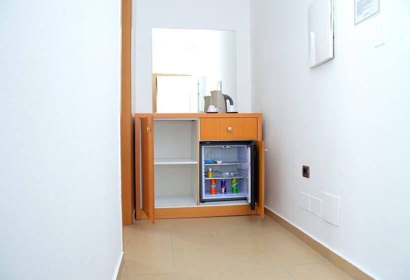 סוויטה משפחתית, Pastarella Radhime