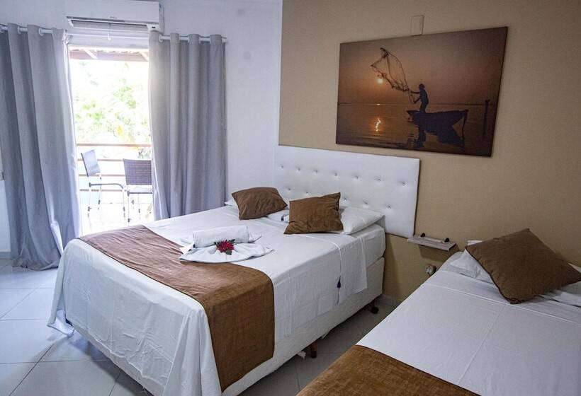 اتاق لوکس سه تخته, Pousada Sereia Do Porto