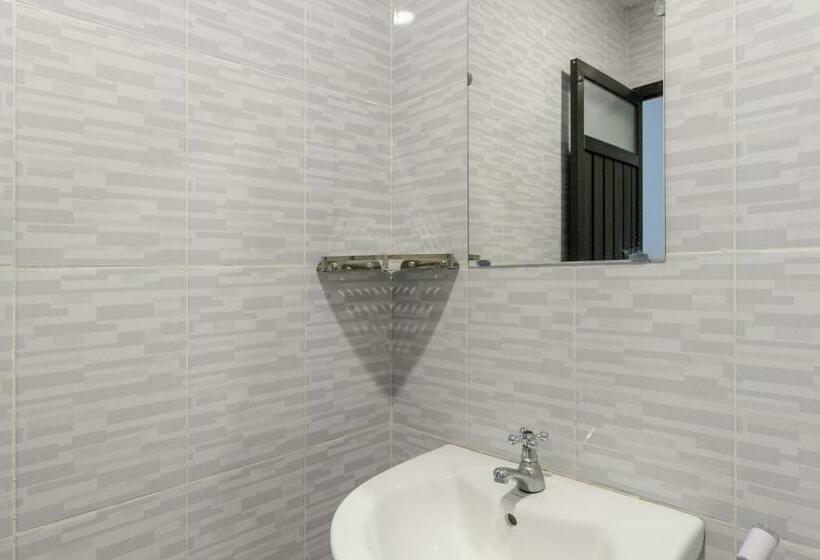 스탠다드 룸, Reddoorz Near Ap Pettarani 3