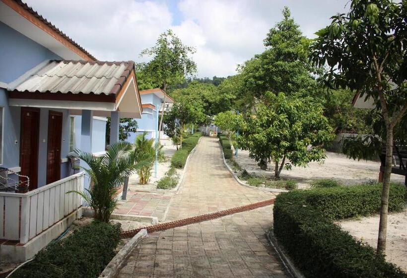 高级大房间, Scarlet Sails Resort