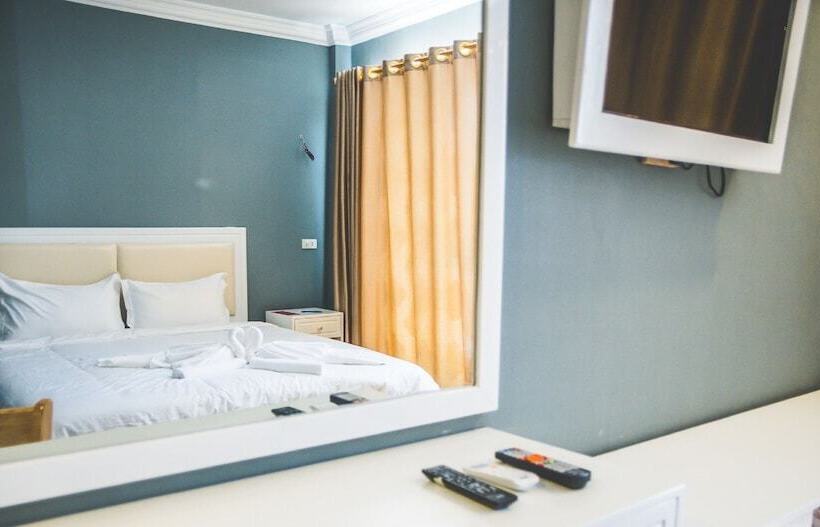 スーペリアールーム, Scarlet Sails Resort