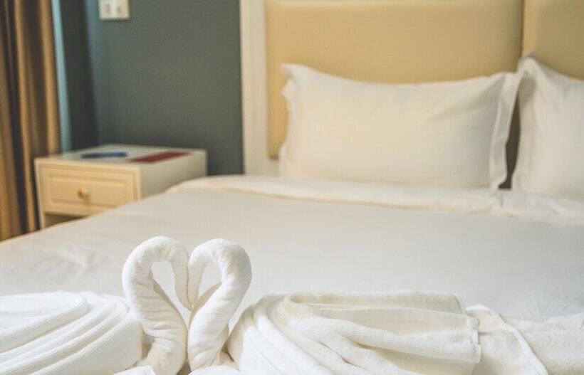 スーペリアールーム, Scarlet Sails Resort