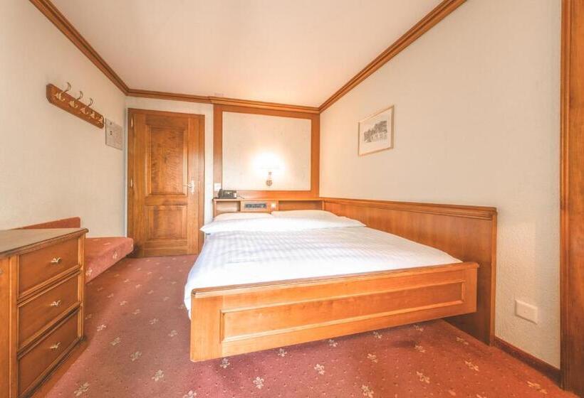 اتاق اکونومی, Antares