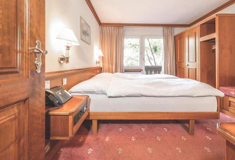 اتاق اکونومی, Antares