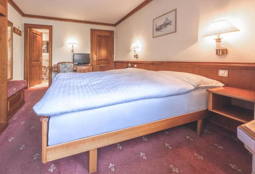 اتاق اکونومی, Antares