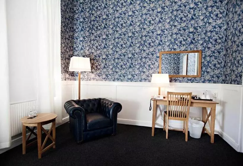 Superior Szoba, First Hotel Statt
