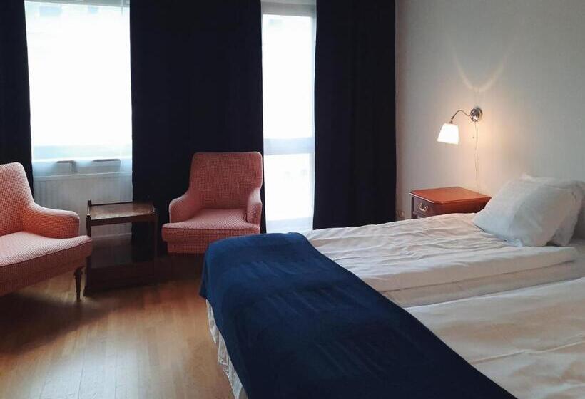 Номер Стандарт, First Hotel Statt