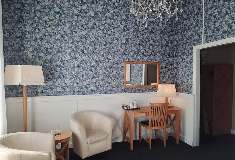 Superior Szoba, First Hotel Statt