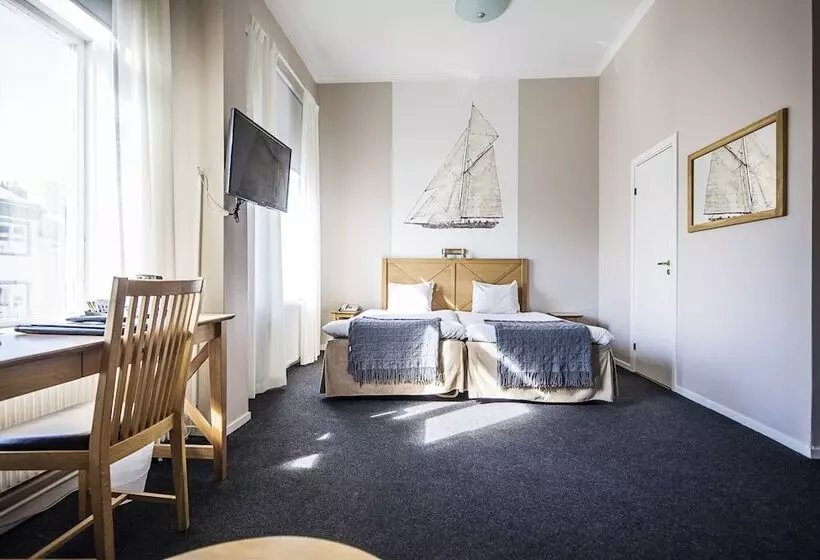 Superior Szoba, First Hotel Statt