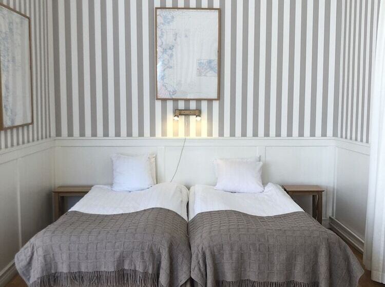 주니어 스위트, First Hotel Statt