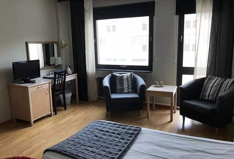 Standard Szoba, First Hotel Statt