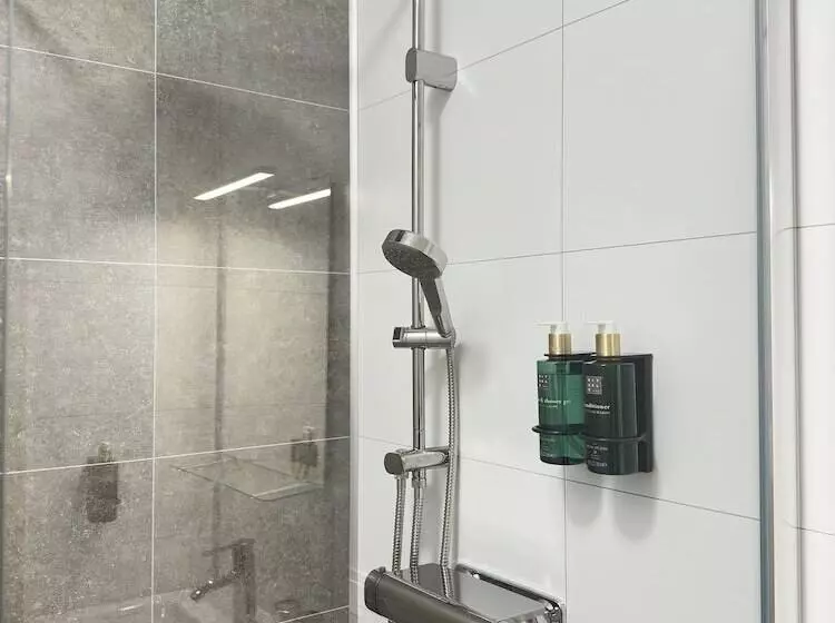 Superior Szoba, First Hotel Statt