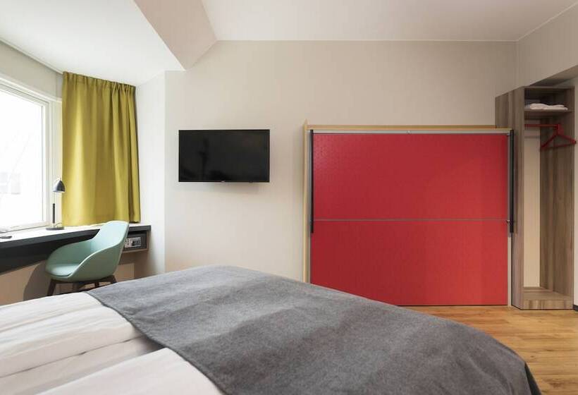 Семейный Номер, Good Morning+ Halmstad