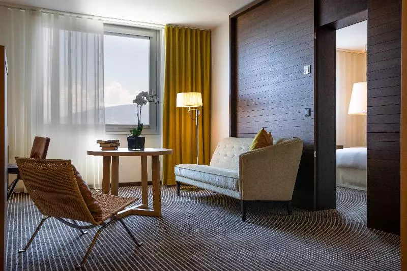 Executive-sviitti, Intercontinental Genève, An Ihg