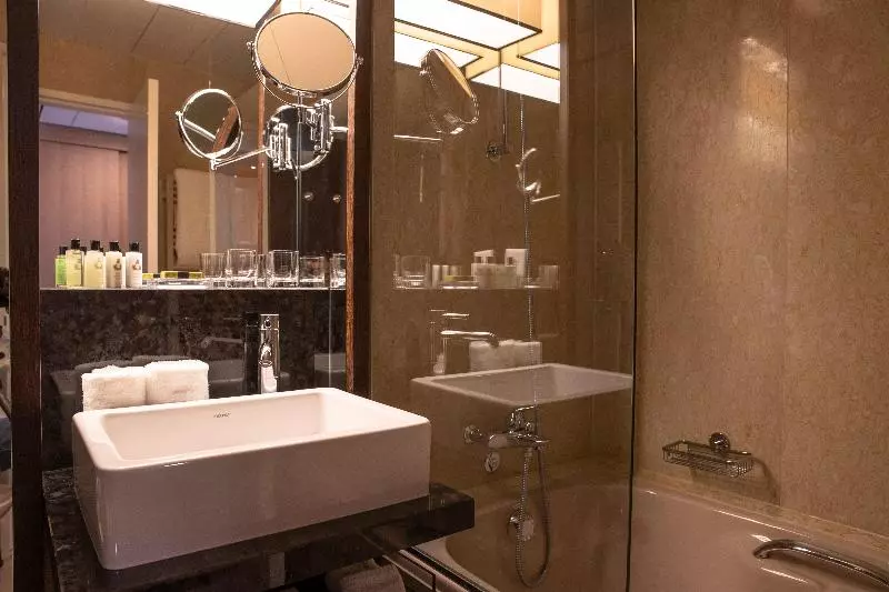 Deluxe-huone, Intercontinental Genève, An Ihg