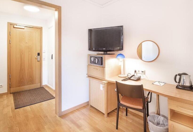 标准间, L Heden   Bw Signature Collection