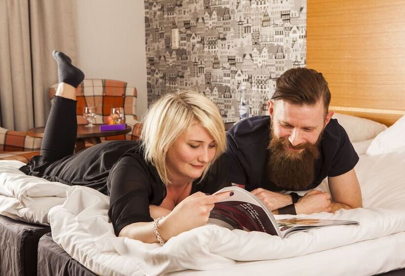 家庭间, L Heden   Bw Signature Collection