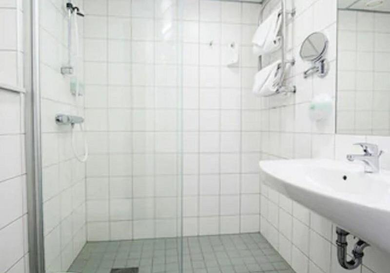 Номер Стандарт Индивидуальный, Ronnebybrunn