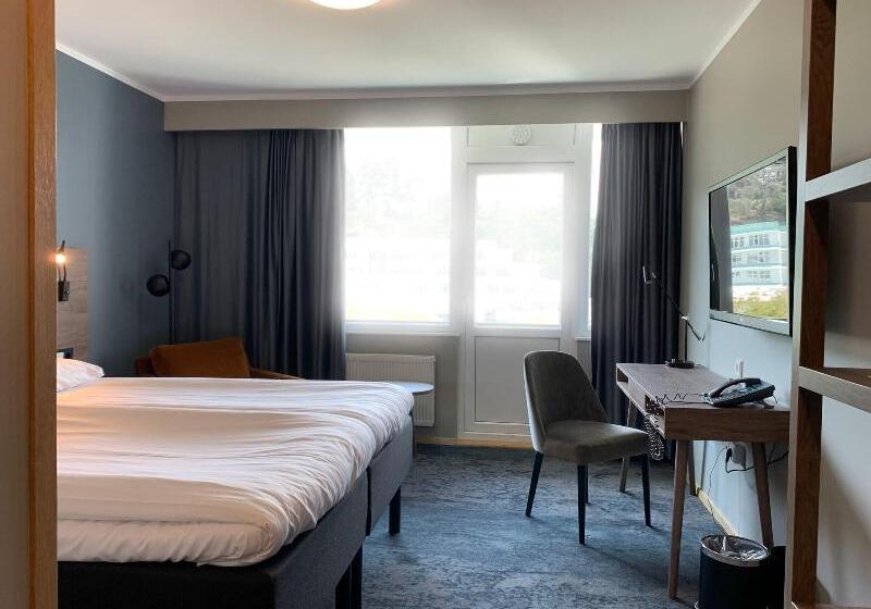 Номер Стандарт, Ronnebybrunn