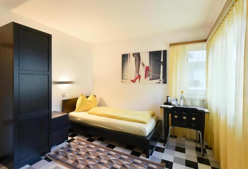 חדר סטנדרט יחיד, Schlosshotel   Self Check In