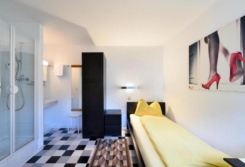 חדר סטנדרט יחיד, Schlosshotel   Self Check In