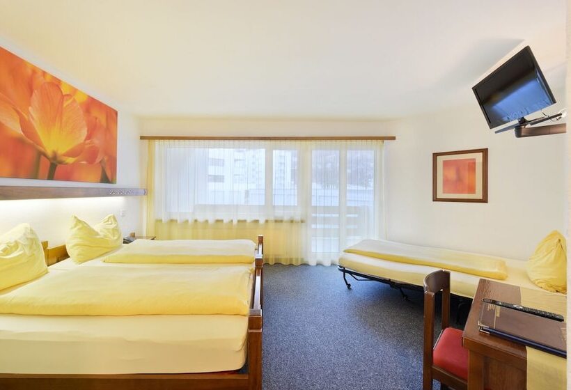 חדר סטנדרט לשלושה, Schlosshotel   Self Check In