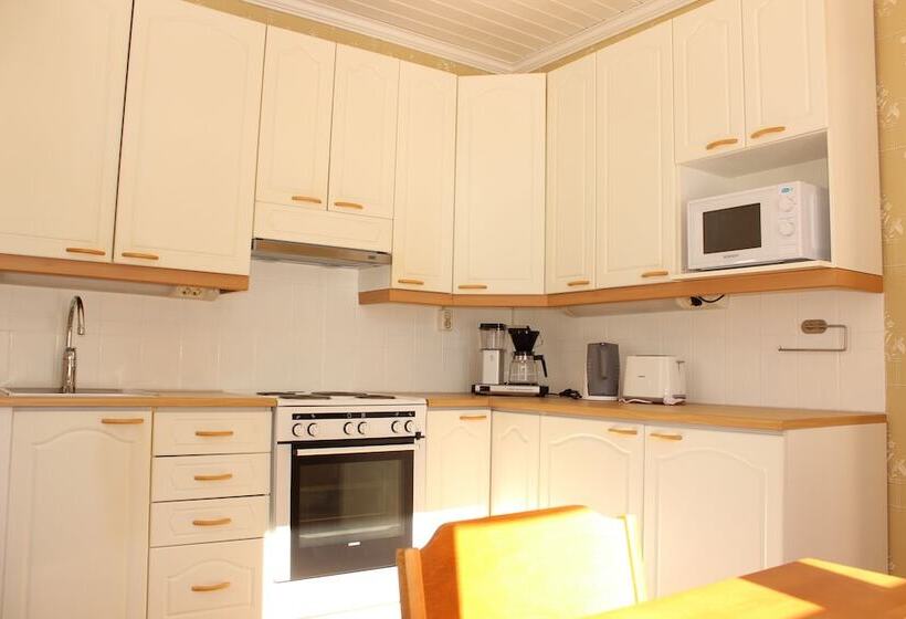 Вилла 1 Спальня, B&b Taipaleenniemi