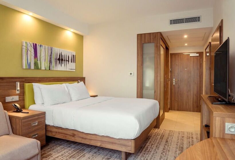 Семейный Номер, Hampton By Hilton Kalisz