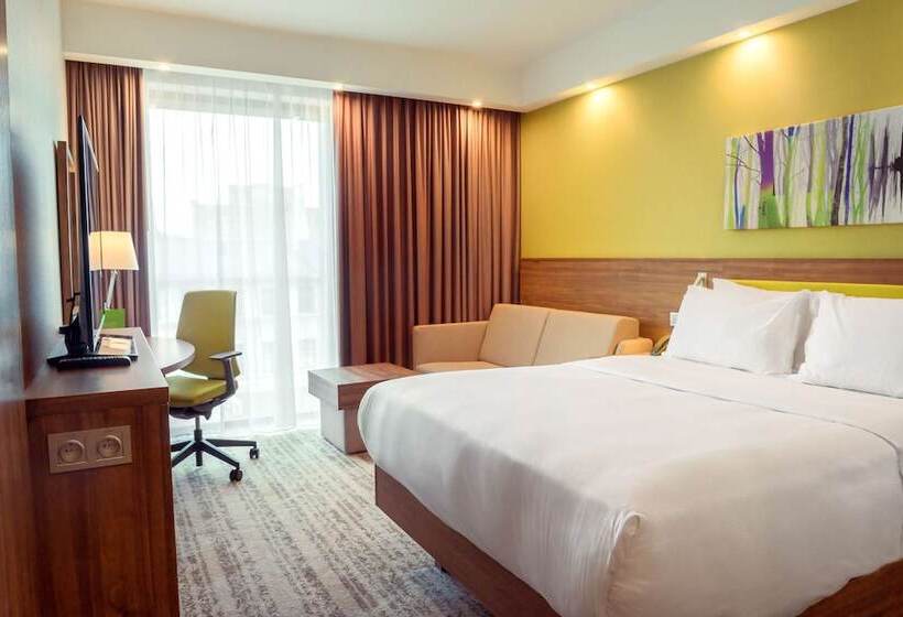اتاق خانوادگی, Hampton By Hilton Kalisz
