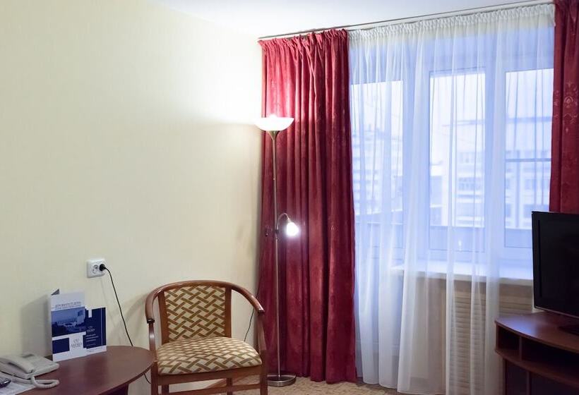 سوییت, Amaks Tourist