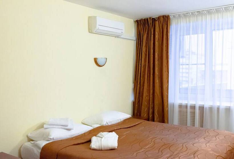 سوییت, Amaks Tourist