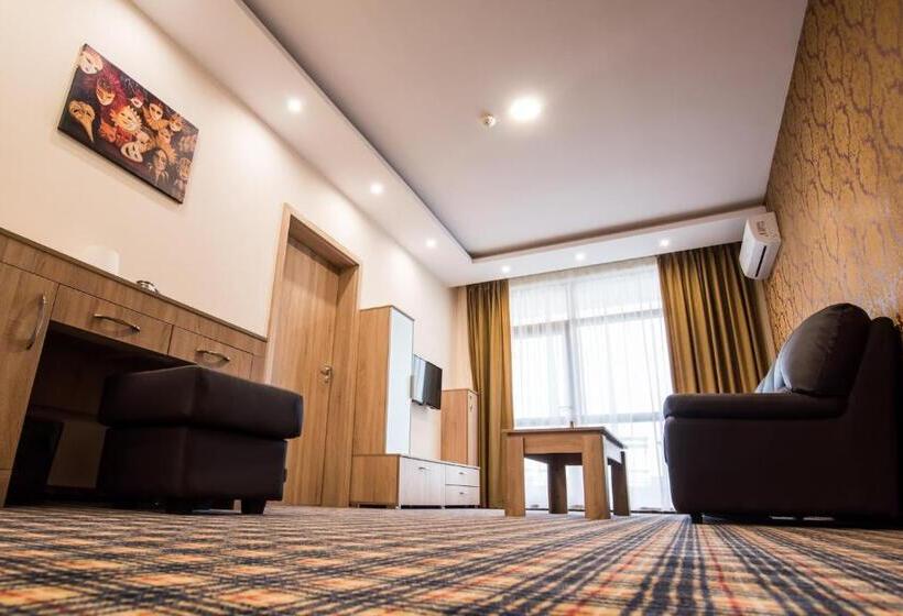 Апартаменты 1 Спальня с Террасой, Spa Kompleks Raiski Kat