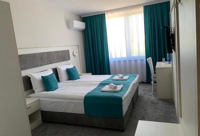 غرفة قياسية, Spa Kompleks Raiski Kat