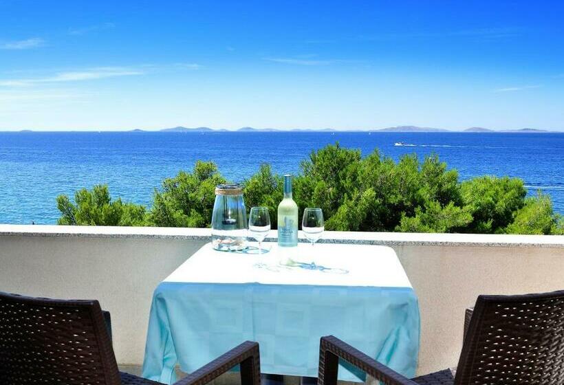 Triple Room Sea View, Ana Murter