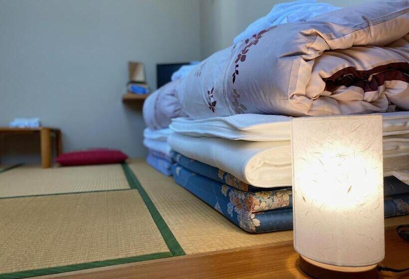 اتاق استاندارد با سرویس بهداشتی مشترک, Nozawa Dream Central