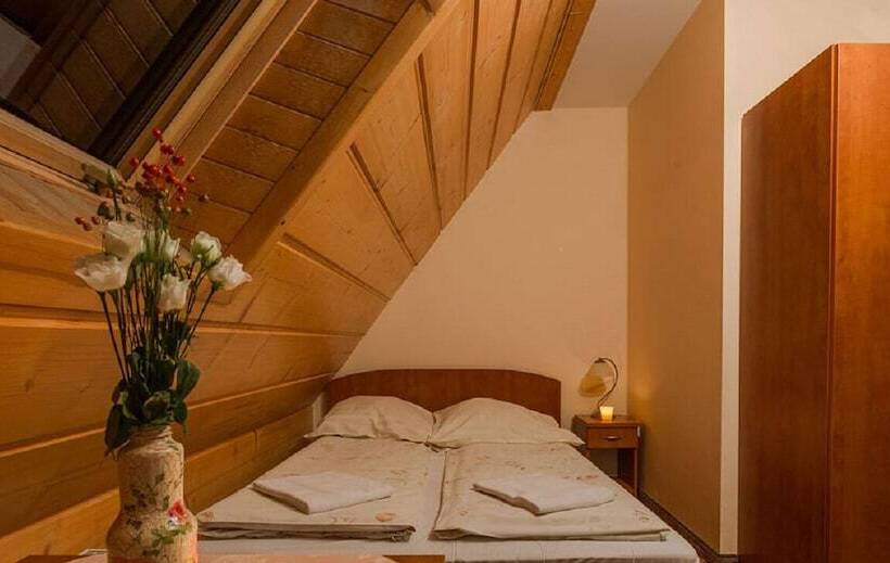 Standard 3 Pers. Værelse, Willa U Anusia