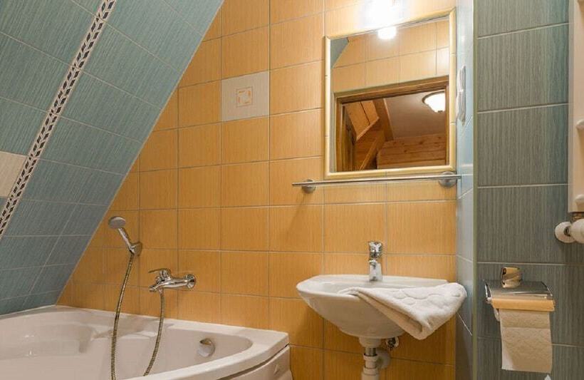 Deluxe 3 Pers. Værelse, Willa U Anusia