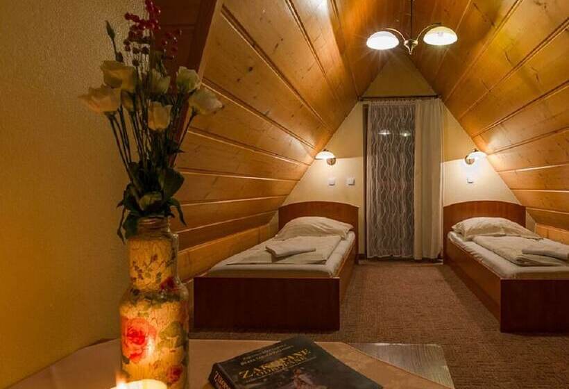 Deluxe 3 Pers. Værelse, Willa U Anusia