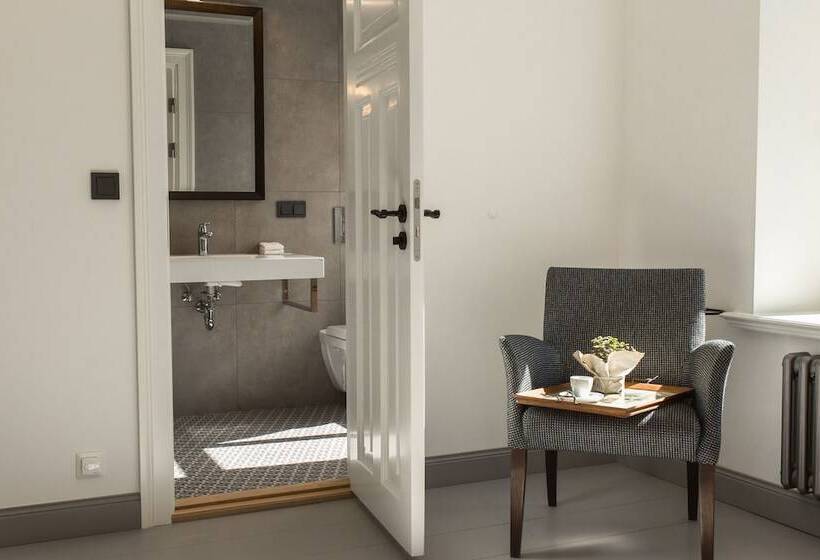 اتاق سوپریور, Art Hotel Roma