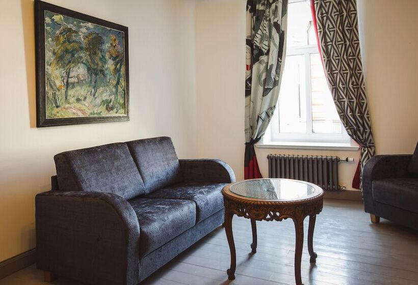 سوییت, Art Hotel Roma